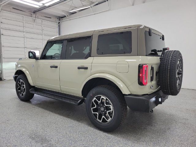 New 2026 Ford Bronco Outer Banks SUV