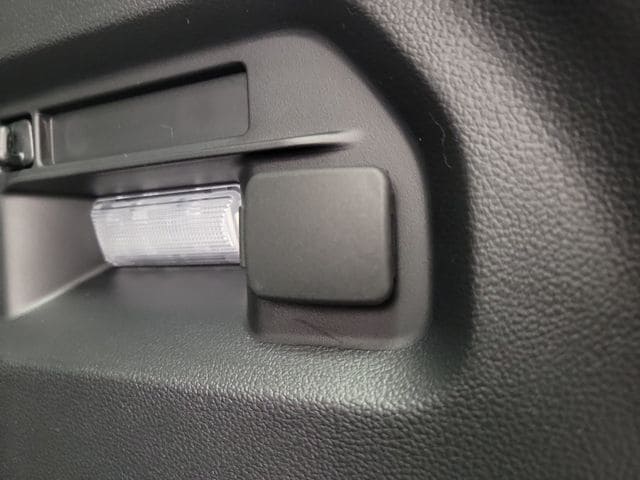 2026 Ford Explorer Active - Photo 9