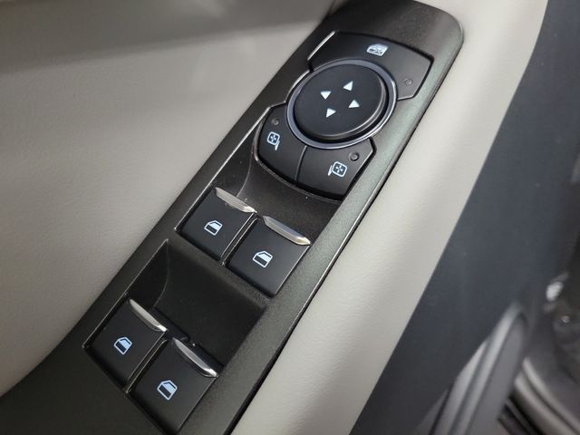 2026 Ford Explorer Active - Photo 20