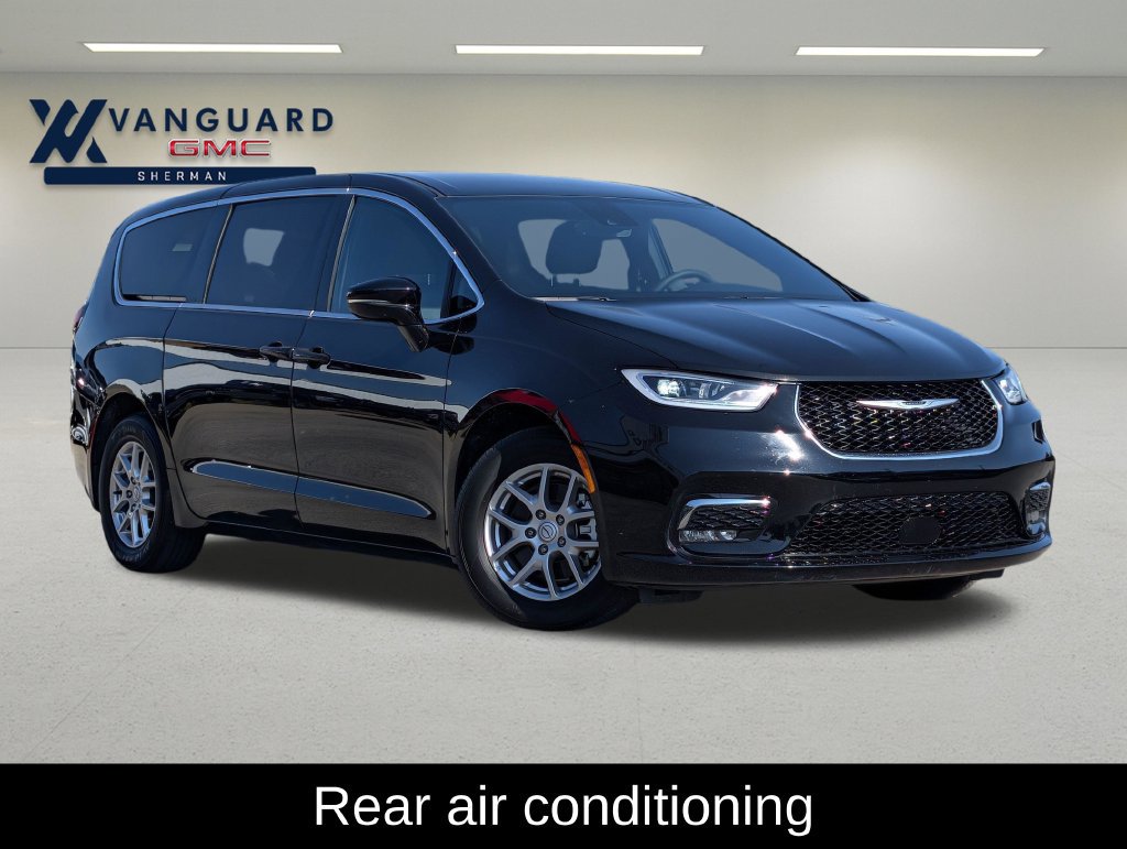 2026 Chrysler Pacifica