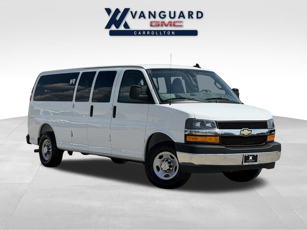 2025 Chevrolet Express Passenger