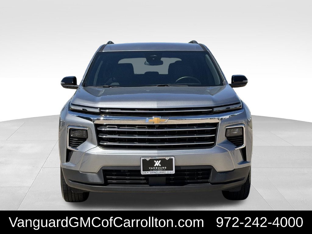 Used 2025 Chevrolet Traverse LT SUV