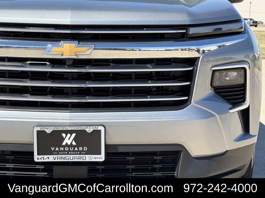 Used 2025 Chevrolet Traverse LT SUV