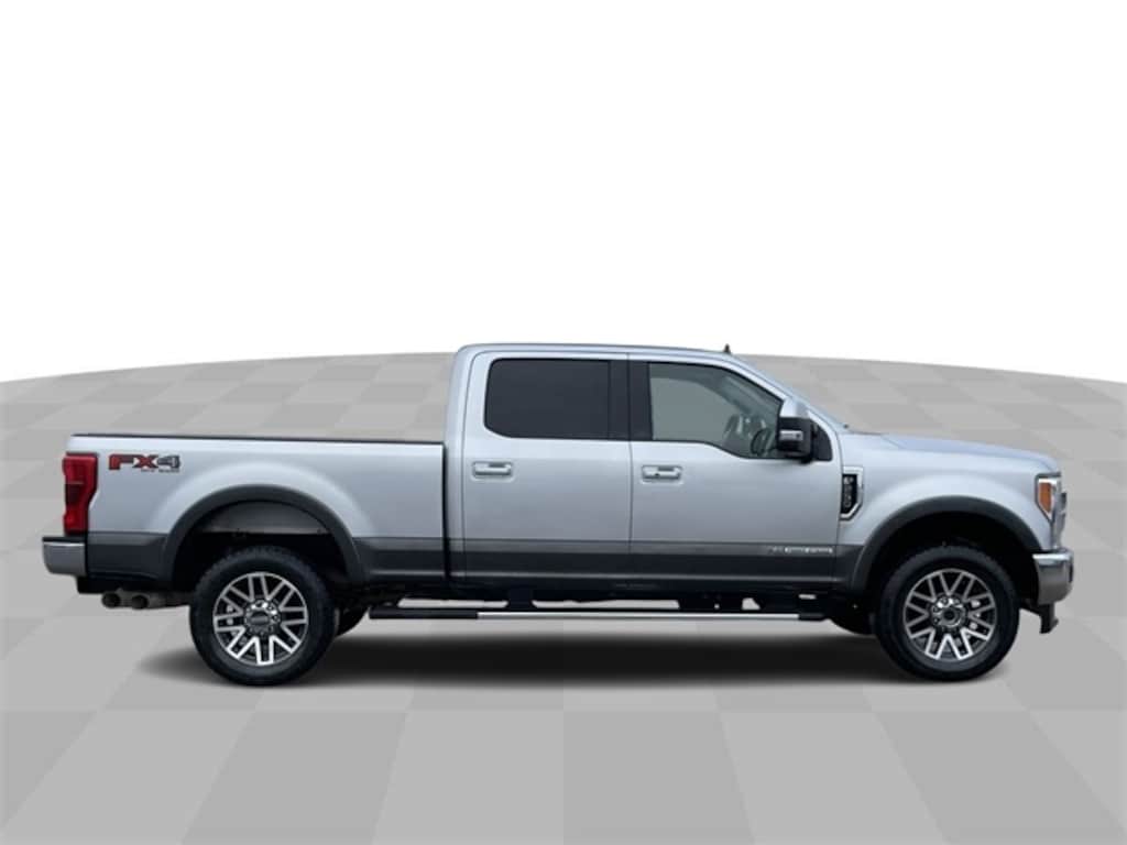 Used 2019 Ford F-250SD Lariat Truck