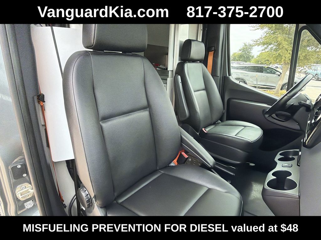 2021 Mercedes-Benz Sprinter Cargo Van Base - Photo 26