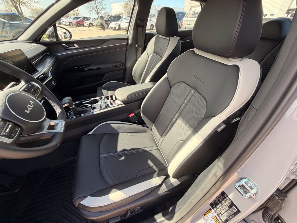 2026 Kia K5 GT-Line - Photo 12