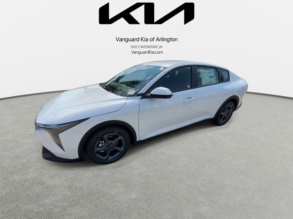 New 2026 Kia K4 LXS Sedan