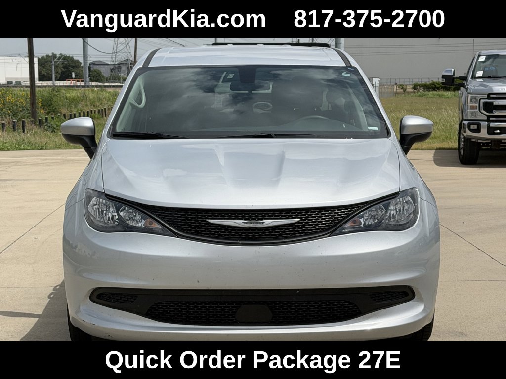 Used 2022 Chrysler Voyager LX Minivan/Van