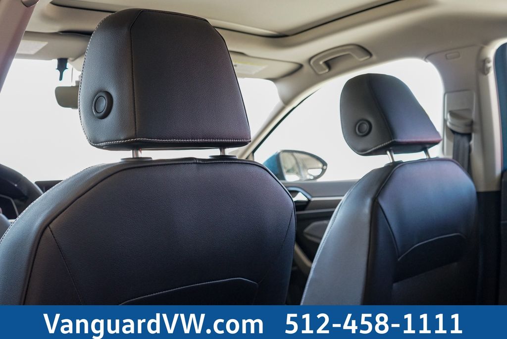2026 Volkswagen Jetta SEL - Photo 18