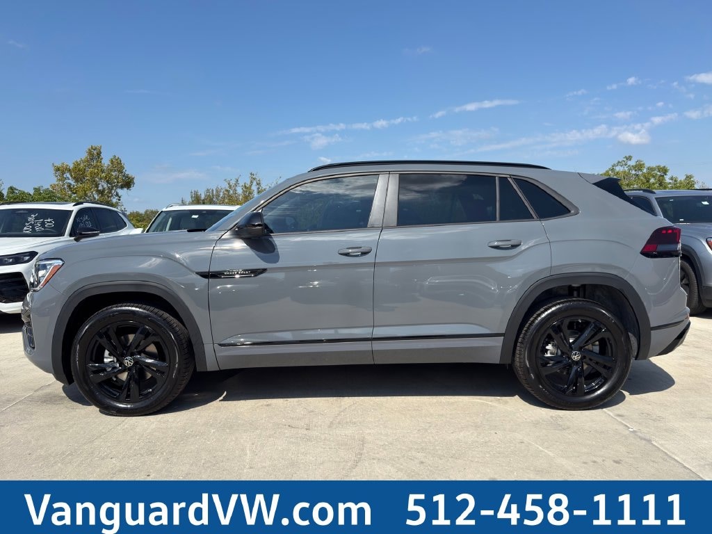 New 2026 Volkswagen Atlas Cross Sport SEL R-Line Black SUV
