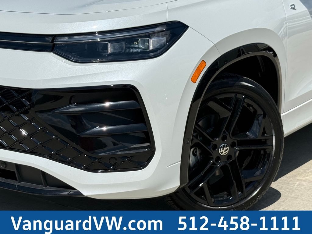 New 2026 Volkswagen Tiguan SE R-Line Black SUV