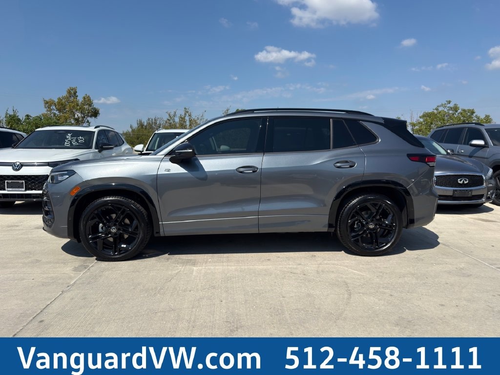 New 2026 Volkswagen Tiguan SE R-Line Black SUV