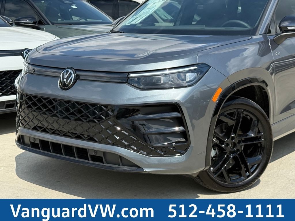 New 2026 Volkswagen Tiguan SE R-Line Black SUV