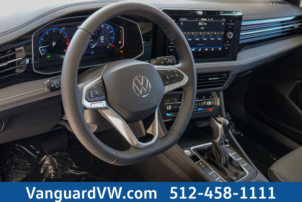 2026 Volkswagen Jetta SEL - Photo 8