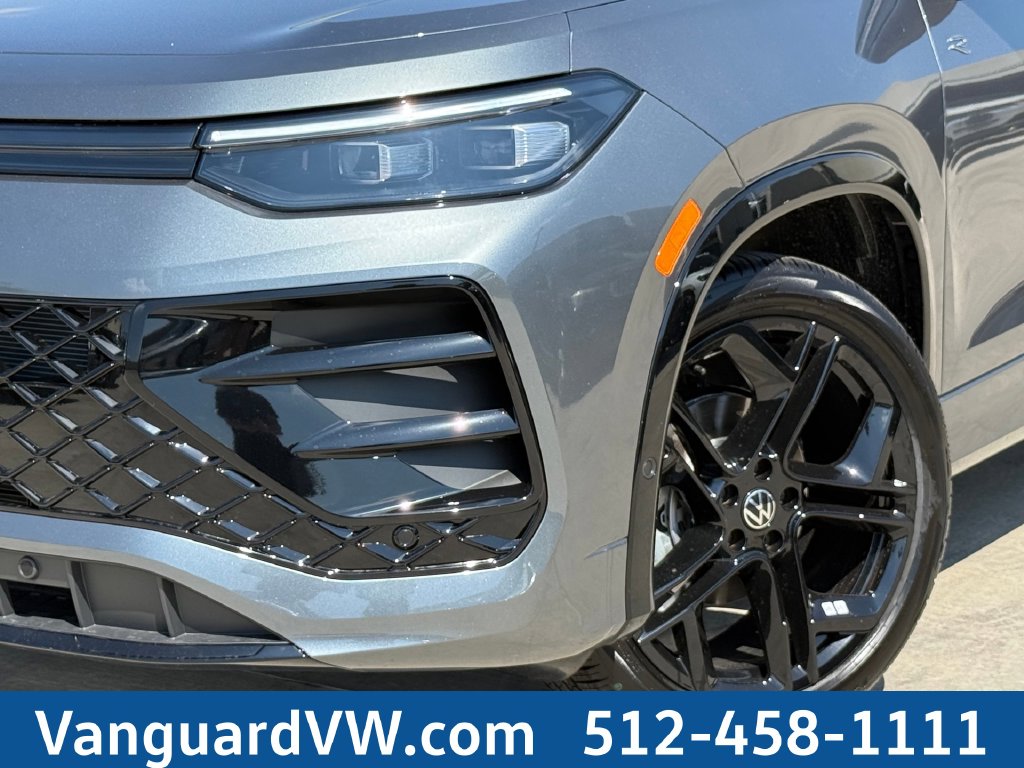 New 2026 Volkswagen Tiguan SE R-Line Black SUV