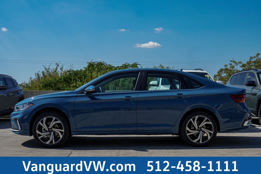 2026 Volkswagen Jetta SEL - Photo 4