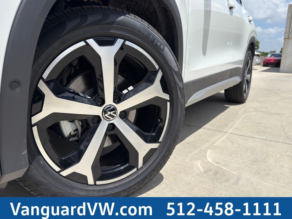New 2026 Volkswagen Tiguan SE SUV