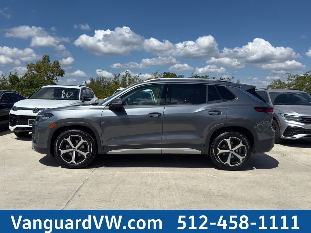 New 2026 Volkswagen Tiguan SE SUV