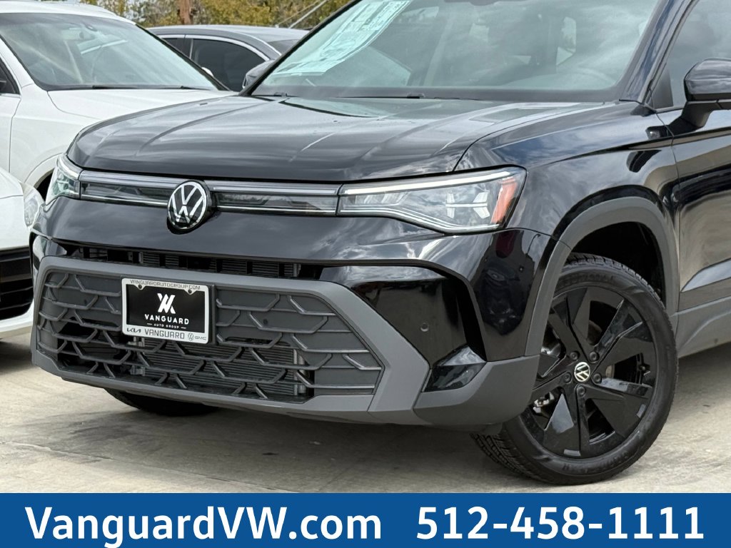 New 2027 Volkswagen Taos 1.5T SE Black SUV