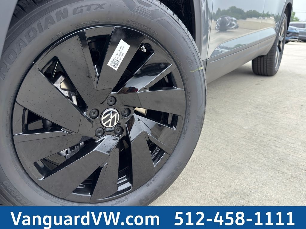 New 2026 Volkswagen Atlas SE w/Technology SUV