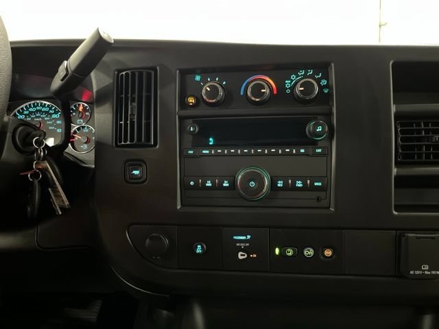 2026 Chevrolet Express Cargo Work Van - Photo 10