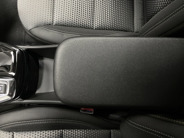 2026 Chevrolet Trax LT - Photo 18