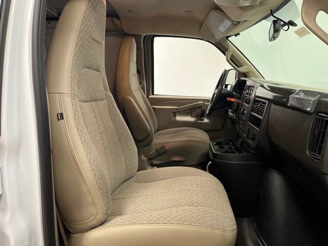 2026 Chevrolet Express Cargo Work Van - Photo 20
