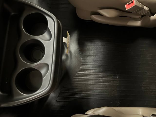 2026 Chevrolet Express Cargo Work Van - Photo 18