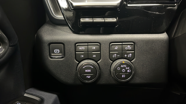 2026 Chevrolet Silverado 2500 HD High Country - Photo 34