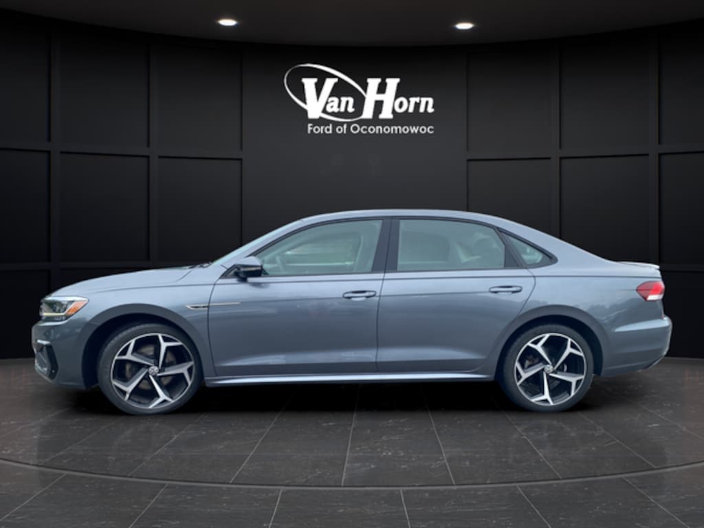 Used 2020 Volkswagen Passat 2.0T R-Line Sedan