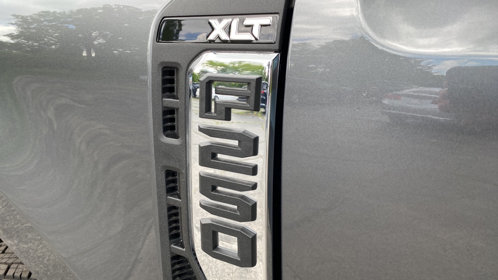 2026 Ford F-250 Super Duty XLT - Photo 48