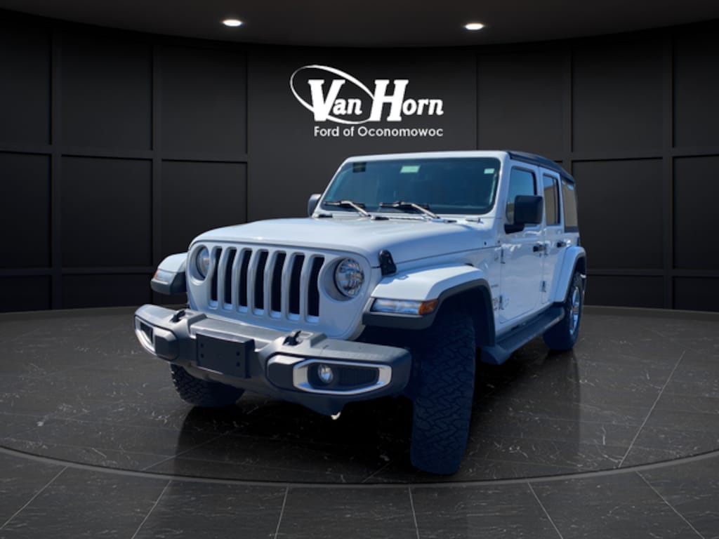 Used 2018 Jeep Wrangler Unlimited Sahara SUV