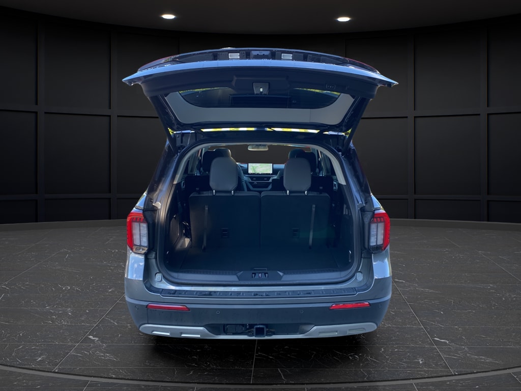 2026 Ford Explorer Active - Photo 9