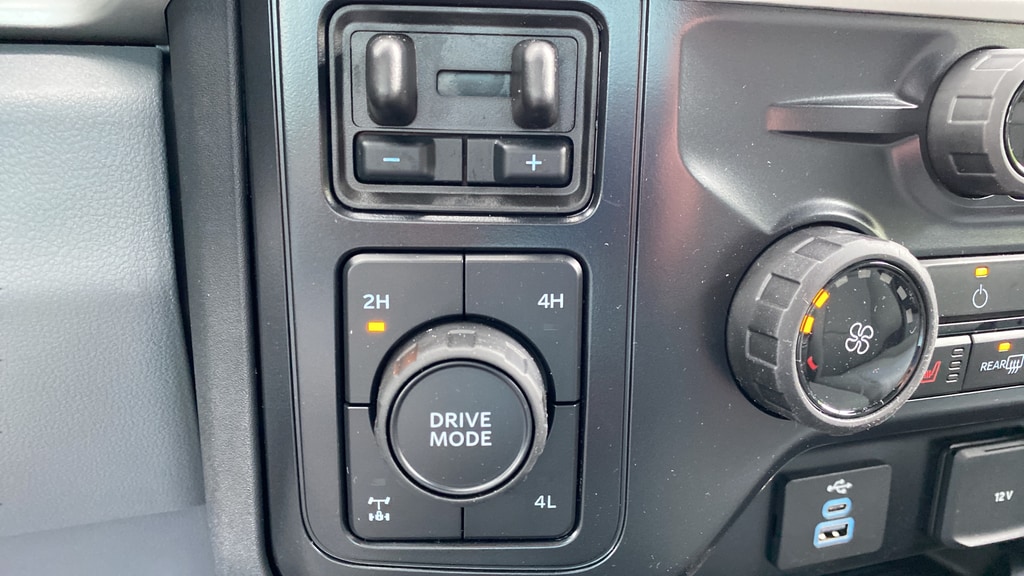 2026 Ford F-250 Super Duty XLT - Photo 31