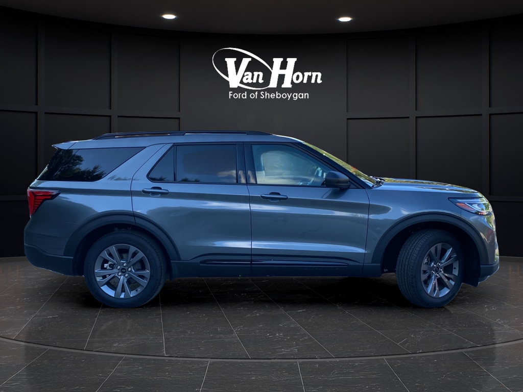2026 Ford Explorer Active - Photo 8