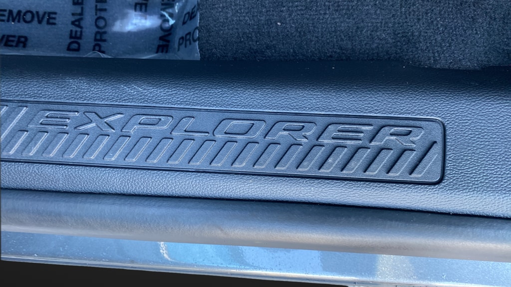 2026 Ford Explorer Active - Photo 33