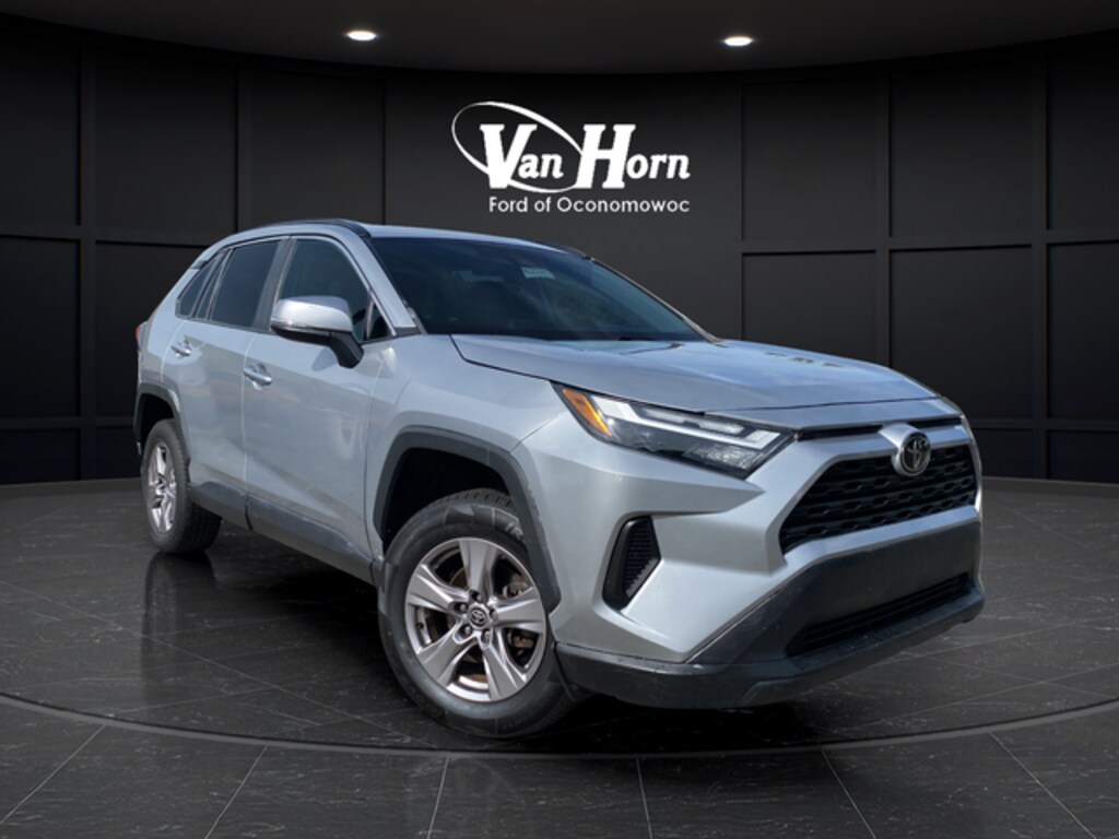 Used 2022 Toyota RAV4 XLE SUV