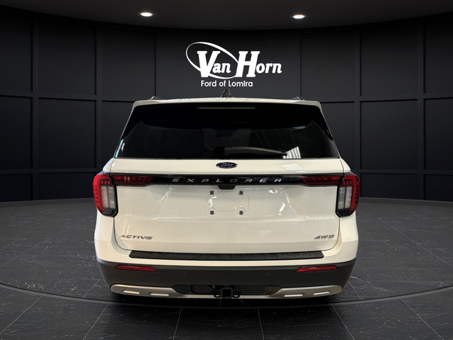 2026 Ford Explorer Active - Photo 14