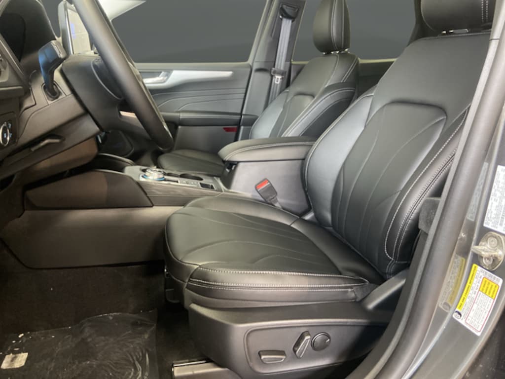 New 2025 Ford Escape Plug-In Hybrid Base SUV