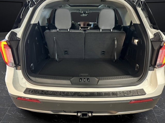 2026 Ford Explorer Active - Photo 15