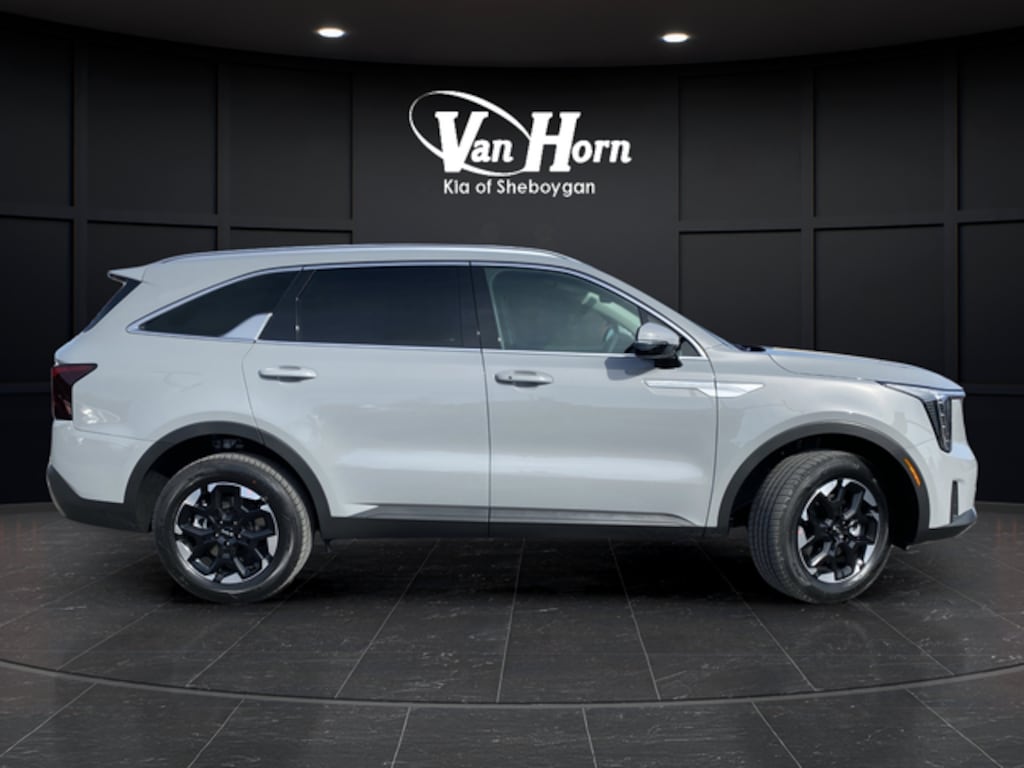 New 2026 Kia Sorento S SUV
