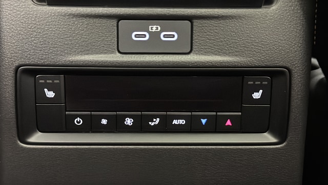 2025 Mazda CX-70