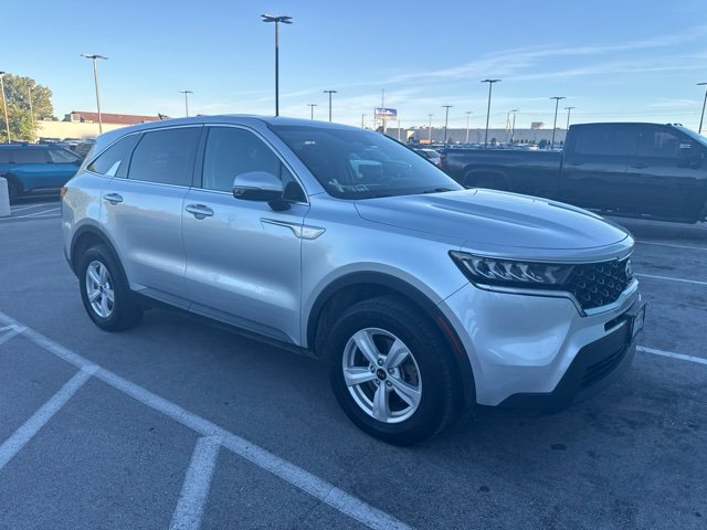 Used 2021 Kia Sorento LX SUV