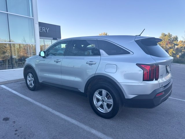 Used 2021 Kia Sorento LX SUV
