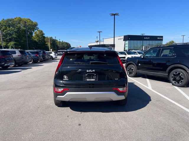 Used 2024 Kia Niro LX SUV