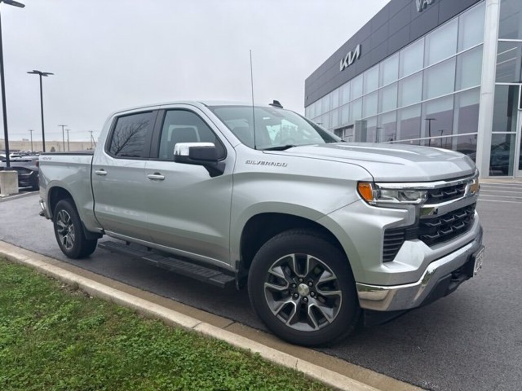 Used 2022 Chevrolet Silverado 1500 LT Truck