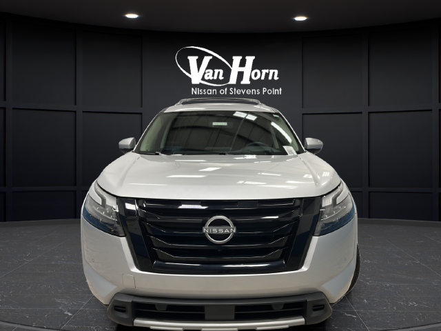 Used 2025 Nissan Pathfinder Platinum SUV
