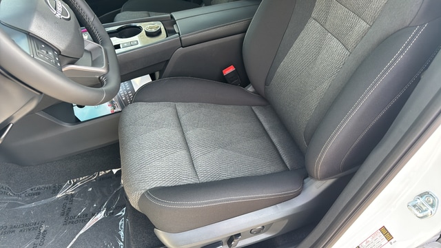 2026 Nissan Rogue SV - Photo 10