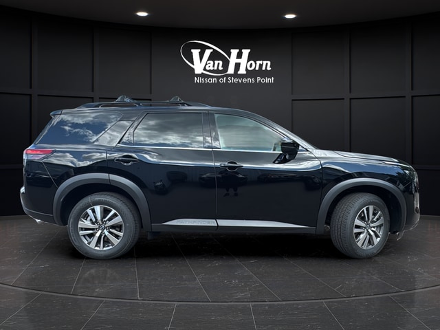 2026 Nissan Pathfinder SL - Photo 8