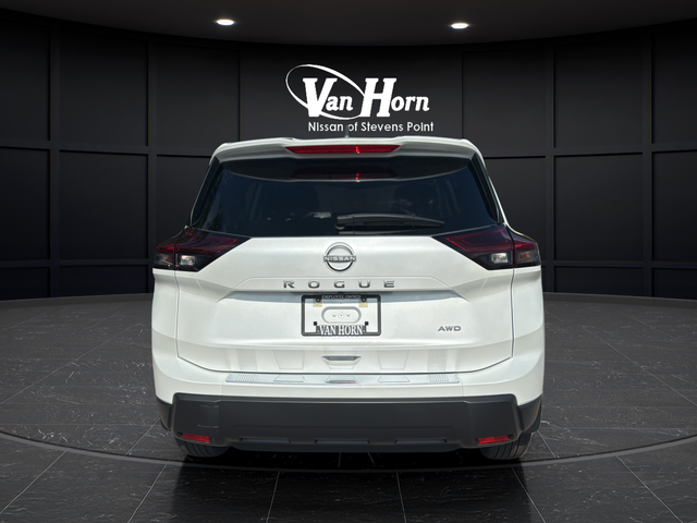 2026 Nissan Rogue SV - Photo 6